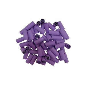 Cônes en papier violet avec franges à pompons pour projets créatifs - Product Image 2