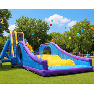 Toboggan aquatique gonflable géant incurvé en PVC pour usage domestique - Product Image 1