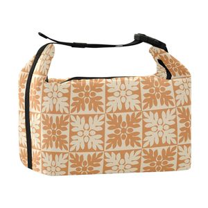 กระเป๋าเก็บความเย็นลาย Aloha Collection Hawaiian Yellow Ulu Quilt แบบพกพา พร้อมสายสะพายปรับระดับได้ - Product Image 2
