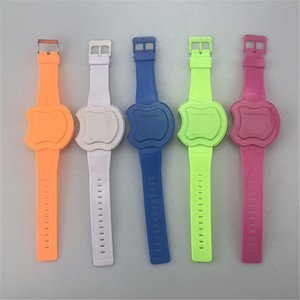 Children's Digital Watch With Calculator Function Unisex Toy Watch ABS Material - Product Image 5