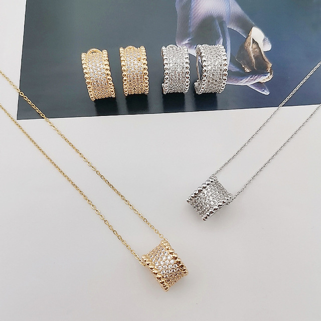 Wholesale Fashion Jewelry Set Small Waist Zircon Necklace Earrings Accessories for Women