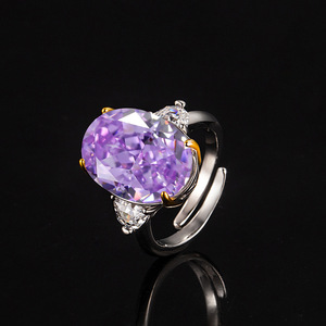 Anillo de Garra con Circonita Colorida de 12*16mm, Corte Hielo, de Cobre, para Mujer, Venta al Por Mayor de Fábrica Toderi - Product Image 3