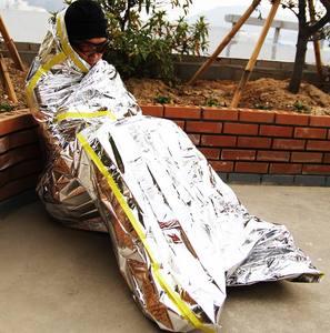 อลูมิเนียมฟอยล์ถุงนอนฉนวนกันความร้อน<span class=keywords><strong>ถุง</strong></span>นอนสำหรับตั้งแคมป์หรือการผจญภัย - Product Image 1