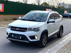 SUV Compatto del 2017 Chery <span class=keywords><strong>Tiggo</strong></span> 3x Luxury Auto, unico proprietario, basso chilometraggio, efficiente nei consumi, guida a sinistra, prima auto o ideale per la città. - Product Image 2