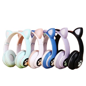 Mignon dessin animé lumineux led oreille de chat griffe de voiture sans fil jeu casques d'écoute écouteurs enfants <span class=keywords><strong>studio</strong></span> pour enfants filles - Product Image 1