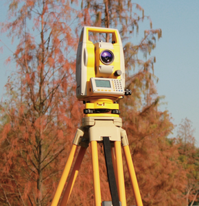 Estação <span class=keywords><strong>Total</strong></span> Eletrônica South Nts332r10 com Precisão de 2 Segundos, Classificação IP55, Ampliação de 30x, Display Preto e Branco, Preço Acessível - Product Image 5