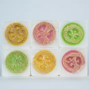 สบู่แฮนด์เมดพร้อมใยบวบธรรมชาติสำหรับทำความสะอาดผิวกาย ขัดผิว กลิ่นหอมติดทนนาน พกพาสะดวกสำหรับอาบน้ำและล้างตัว - Product Image 2