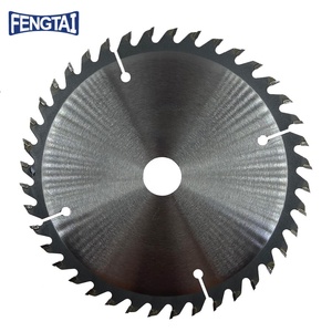 Lame de scie TCT FENGTAI de qualité industrielle, haute vitesse, 150*2.0/1.4*40T*20, sécurité et efficacité, 6-8 <span class=keywords><strong>TPI</strong></span>, segment de 2 mm d'épaisseur pour le bois - Product Image 1