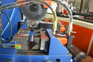 Full Automatic <b>Cnc</b> Hydraulic Metal Circular Saw <b>Machine</b> Horizontal Stainless Steel Pipe <b>Cutting</b> <b>Machine</b> - Product Image 5