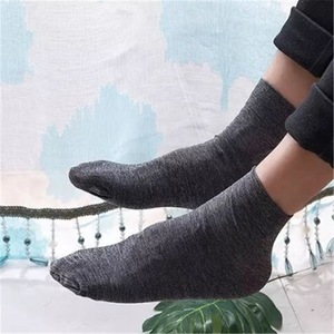 Men's Crew Socks Ultra Thin 10D Solid Color Nylon Mid-Calf Business Socks For Youth - Product Image 5