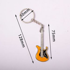 Nueva moda guitarra llavero Metal llavero lindo Musical coche llavero Color plata colgante personalizado metal llavero - Product Image 5