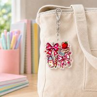 Porte-clés personnalisé en acrylique, style Coquette, cadeau esthétique scolaire, breloque de sac rose avec nœud, accessoire mignon pour professeur, vente en gros