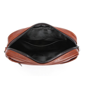 Sac messager vintage à bandoulière pour homme, nouveau design, matériau PU de qualité, style carré décontracté, décoration avec logo, pour un usage quotidien - Product Image 4
