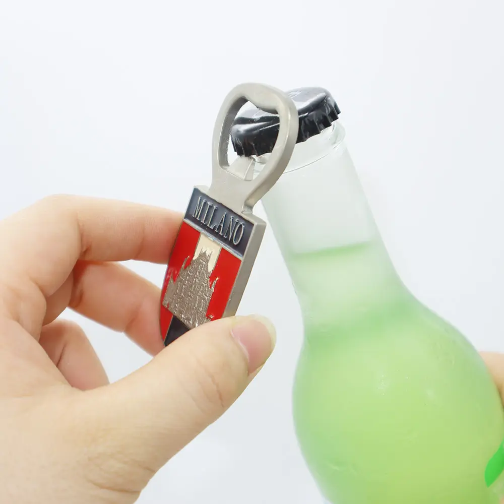 Giá rẻ tùy chỉnh kim loại móc chìa khóa bia chai Opener Keychain với logo/mở chai Keyring
