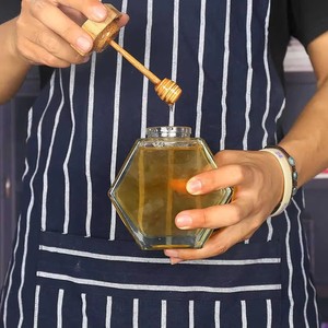 Pot en verre hexagonal transparent de haute qualité, 100/220/380 ml, pour miel, avec agitateur et couvercle en bois - Product Image 1