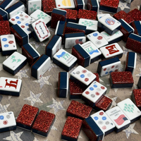 Harga Pabrik Mewah Modern Portabel Glitter Merah Ubin Mahjong Amerika Pola Terinspirasi Liberty Akrilik Mahjong Hadiah