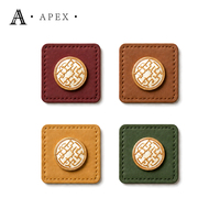 APEX Fabricant de patchs en cuir personnalisés pour accessoires de mode hijab et abaya, étiquettes en cuir pour vêtements, foulards, chapeaux, sacs et couvre-chefs