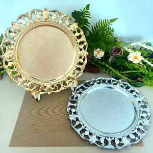 Assiettes décoratives en plastique ajourées de style européen pour hôtels, mariages, fêtes, dîners de Noël et événements – Sous-assiettes - Product Image 3