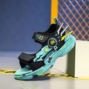 Sandales Enfant en Gros 2025 Nouvelle Collection Été Garçons Chaussures de Sport à Plateforme Souple Antidérapantes Sandales de Sport Tendance Chaussures de Plage pour Garçons - Product Image 1