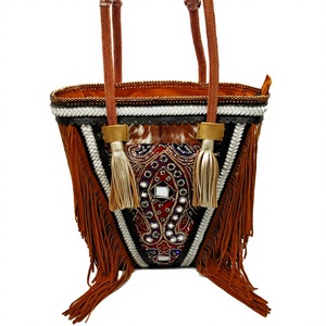 Bolso de hombro de cuero bohemio con cuentas de estilo Ibicenco Vintage indio tradicional para mujer cierre con cremallera hecho a mano algodón moda Patchwork - Product Image 5