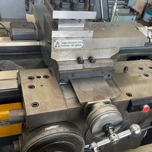 Torno de Metal Usado de Servicio Ligero de Rendimiento Estable, Mini Torno Manual para Trabajar Metales, 380V, 1 Año de Garantía, Cs6150 800*3000 en Venta - Product Image 2