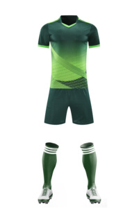 Seragam Wasit Sepak Bola Profesional Pria Lengan Pendek Kerah Tegak Set Jersey Celana Pendek Layanan OEM Kustomisasi 100% Poliester - Product Image 5