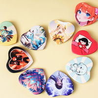 Logo personnalisé imprimé en forme de coeur étain breloque boutons broche fer blanc insigne coeur étoile verre holographique étain insigne broche cadeau