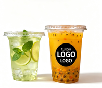 Grossiste en articles de boissons vendant des gobelets en plastique givrés/transparents, des gobelets en plastique transparent à fond plat en PP avec couvercles et pailles