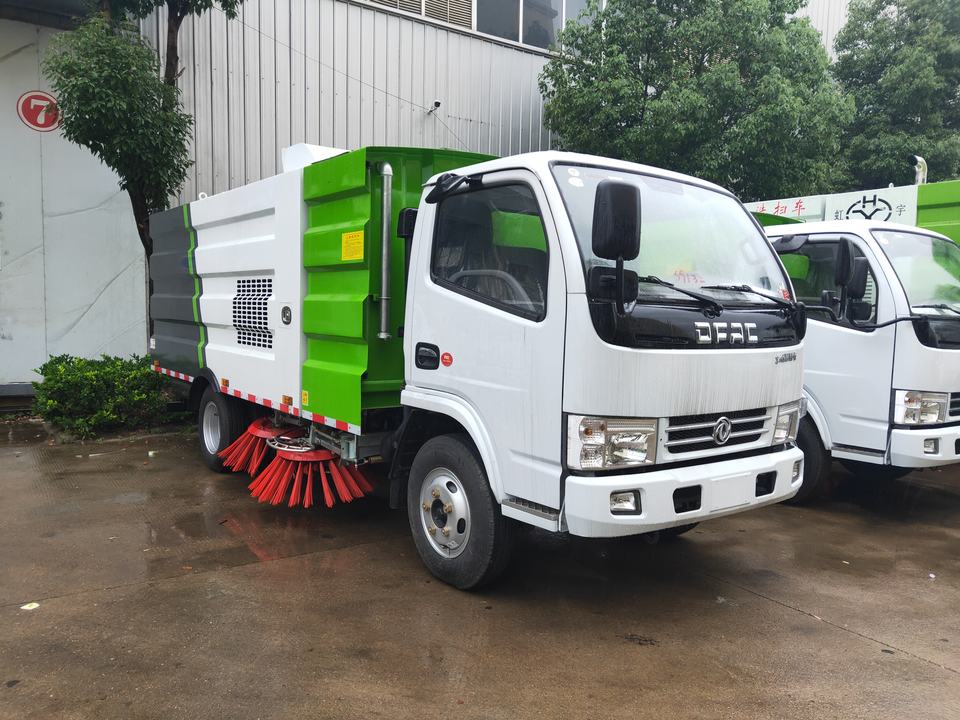 Famous Brand Dongfeng 8 Cbm Vacuum Road Sweeper Street Cleaning Truck ...