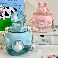 Bouteilles d'eau en plastique avec paille pour filles et étudiants, motif animaux mignons, vente en gros, grande capacité, tasses à eau de dessin animé