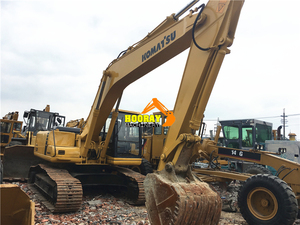 รถขุดไฮดรอลิกแบบตีนตะขาบ Komatsu PC200-6 มือสอง 20 ตัน สภาพดี เครื่องยนต์ มอเตอร์ เกียร์ ปั๊ม และหัวเจาะ ของแท้จากญี่ปุ่น - Product Image 3