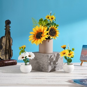 FuyuJi Fleurs artificielles en plastique et soie, tournesols et marguerites, pour la décoration de la maison, du bureau, de l'entrée et de la chambre - Product Image 2