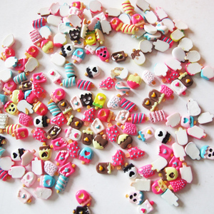 Décoration de crème glacée en résine 3D DIY Mix Autocollant de haute qualité et bijoux en plastique pour <span class=keywords><strong>Nail</strong></span> <span class=keywords><strong>Art</strong></span> Accessoires de style mignon - Product Image 1