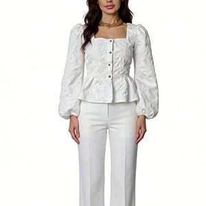 Blusa de Mujer con Cuello Cuadrado y Mangas Abullonadas de Jacquard - Camisa Casual con Botones al Frente - Product Image 5