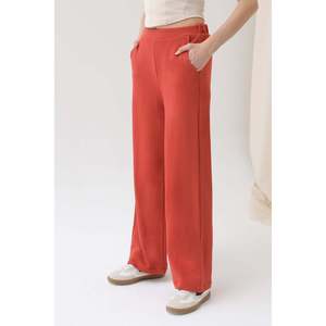 Pantalones Deportivos Anchos Rojos para Mujer Puane, con Cintura Elástica, Corte Holgado y Cómodo, Modelo 18152PNT - Product Image 4