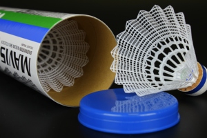 Volano da badminton in nylon YY Y O N E X MAVIS 600 M600 a velocità media - Product Image 3