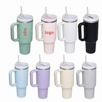 Gobelet isotherme en acier inoxydable édition Noël, revêtement poudré, logo personnalisé, prêt à offrir, avec paille