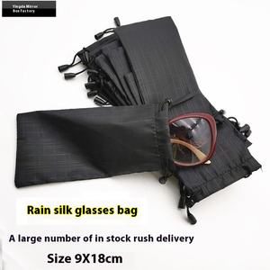 Bolsa negra para gafas de sol ecológica al por mayor con funda de tela de bolsillo para teléfono móvil para almacenamiento de gafas Logotipo de impresión personalizado para esquiar - Product Image 2