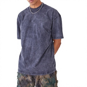 Fashionable Men Vintage Acid Wash Regular Fit Heavy Cotton Streetwear Front Logo 100% Cotton T-Shirt - Product Image 4