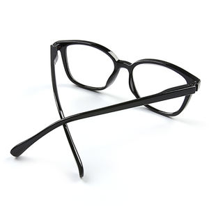 Óculos de Leitura Unissex com Armação em PC Acabamento Fosco Moderno, Lentes Transparentes de Alta Definição e Ajuste Confortável Universal – Preço Competitivo - Product Image 5