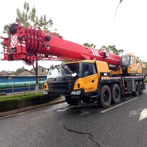 รถเครนรถบรรทุกไฮดรอลิกเคลื่อนที่ได้50ตัน2023โมเดลความสูงยก60เมตรชิ้นส่วนหลักของปั๊มเครื่องยนต์จีน - Product Image 6