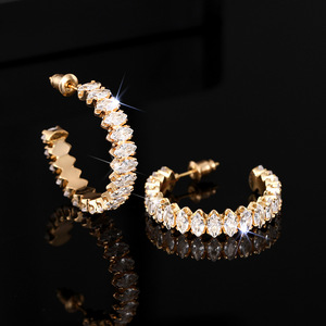 Orecchini a Cerchio a C Eleganti Stile Corte, Gioielli di Lusso Chic per Donna, da Indossare Ogni Giorno, per Feste, Accessorio Regalo - Product Image 6