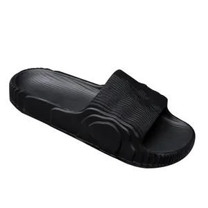 All'ingrosso LOGO personalizzato nuovo Unisex sandali da uomo scarpe piatte da esterno da donna Slip Eva per bambini scivoli sandali da spiaggia da donna pantofole