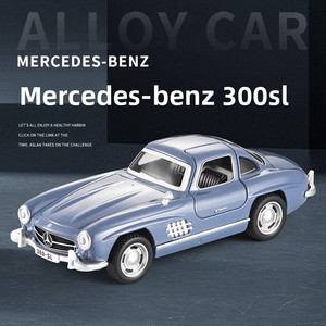Modèle de voiture classique Mercedes-Benz 00SL à l'échelle 1:32 en <span class=keywords><strong>métal</strong></span> avec son et lumière, portes ouvrantes, fonction de recul - Jouet vintage pour enfants de 14 ans et plus - Product Image 2