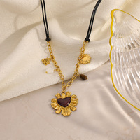 SUMMLY Chaîne de chandail en cuir avec pendentif en forme de cœur rose à la mode Collier en acier inoxydable plaqué or 18 carats Bijoux de mode