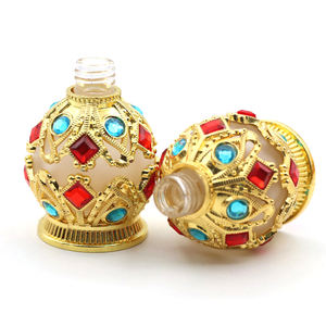 Bouteille de <span class=keywords><strong>parfum</strong></span> en cristal vintage de 15ml, bouchon à vis scellé, <span class=keywords><strong>porte</strong></span>-verre décoratif, vide, <span class=keywords><strong>parfum</strong></span> rechargeable - Product Image 2