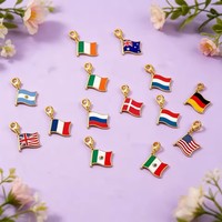 Breloques drapeaux de pays 17*14mm en acier inoxydable 304 avec fermoir mousqueton plaqué or 18 carats, accessoires DIY pour bracelets et colliers