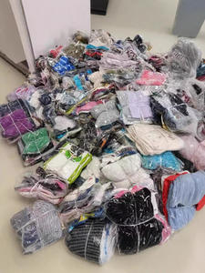 Vêtements d'été en coton pour femmes à prix réduit Vente en gros Lot mixte Fourniture en direct avec <span class=keywords><strong>comptoir</strong></span> d'extrémité de retrait clair Tableau à thème - Product Image 5