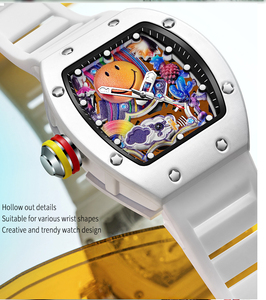 Reloj de Cuarzo de Diseño de 43 mm con Esfera Tonneau Smiley, Luminoso, Resistente al Agua, Reloj de Pulsera Creativo para Hombres con Estilo - Product Image 5
