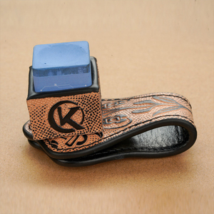 KONLLEN – porte-<span class=keywords><strong>craie</strong></span> <span class=keywords><strong>de</strong></span> billard en cuir gravé magnétique en cuir tanné végétal, queue <span class=keywords><strong>de</strong></span> billard, accessoires <span class=keywords><strong>de</strong></span> billard silencieux - Product Image 4